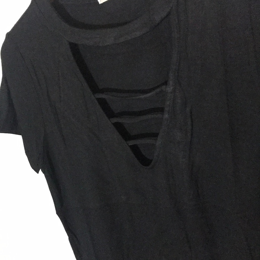 Black Strappy Tee - Picture 5 of 5
